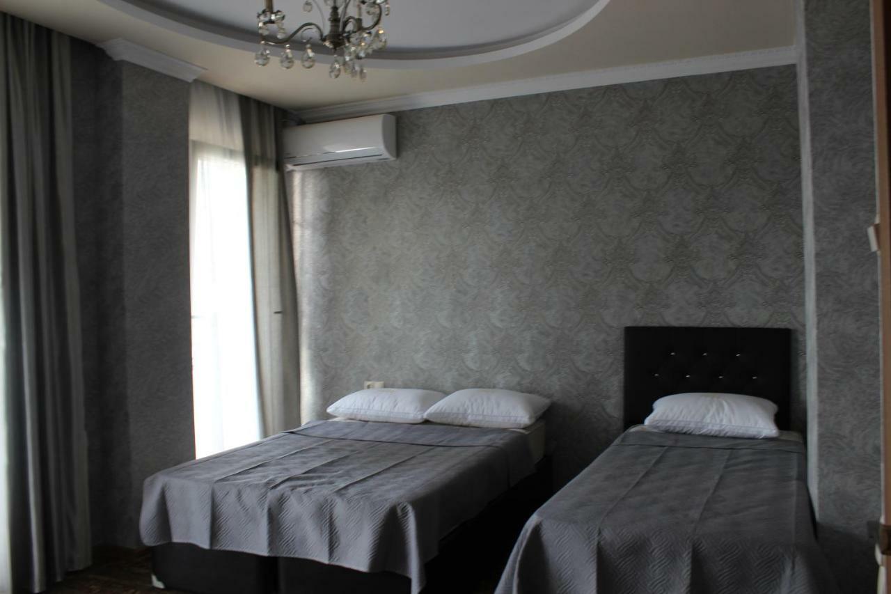 Union Hotel Batumi Exterior foto