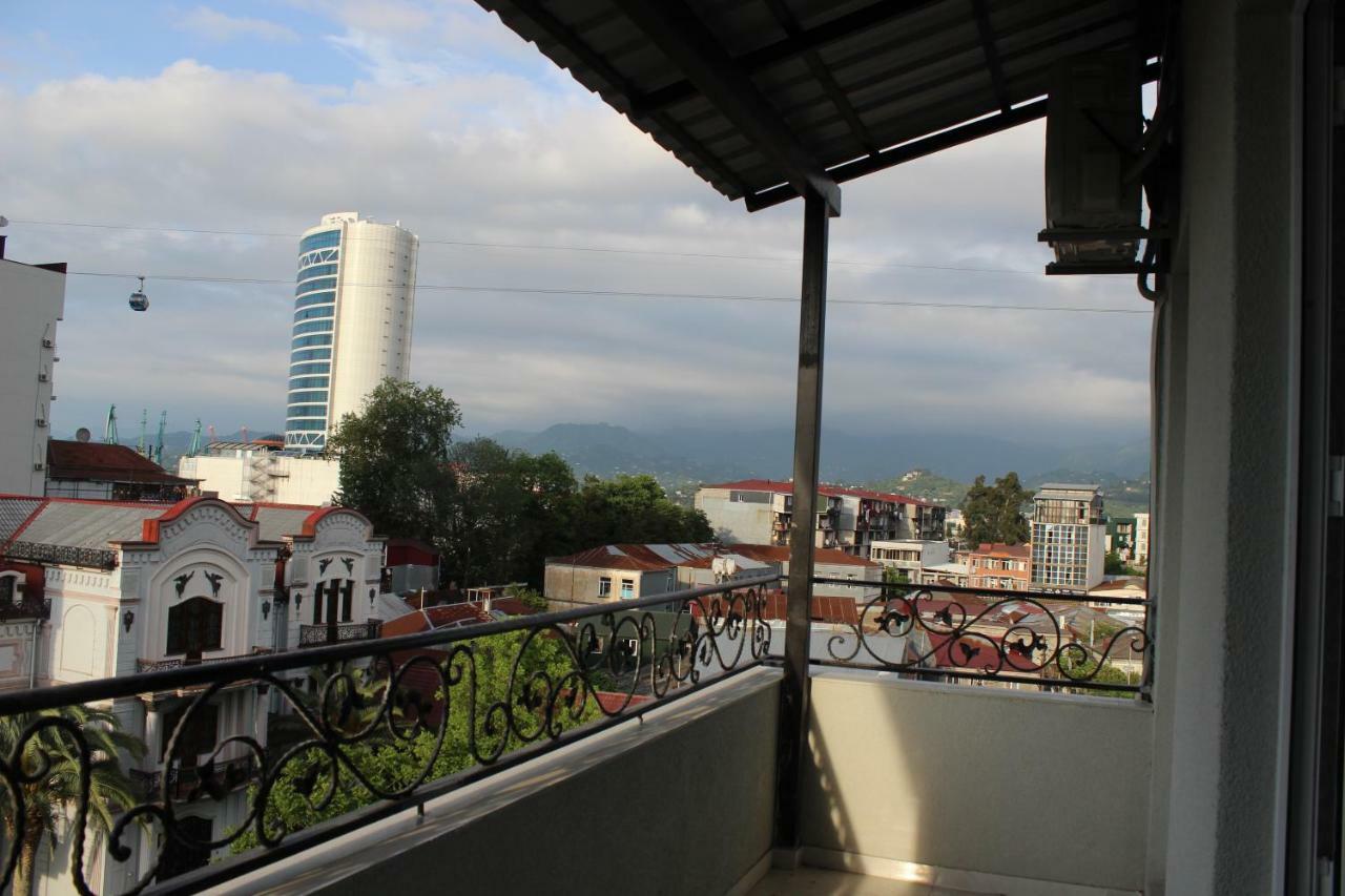 Union Hotel Batumi Exterior foto