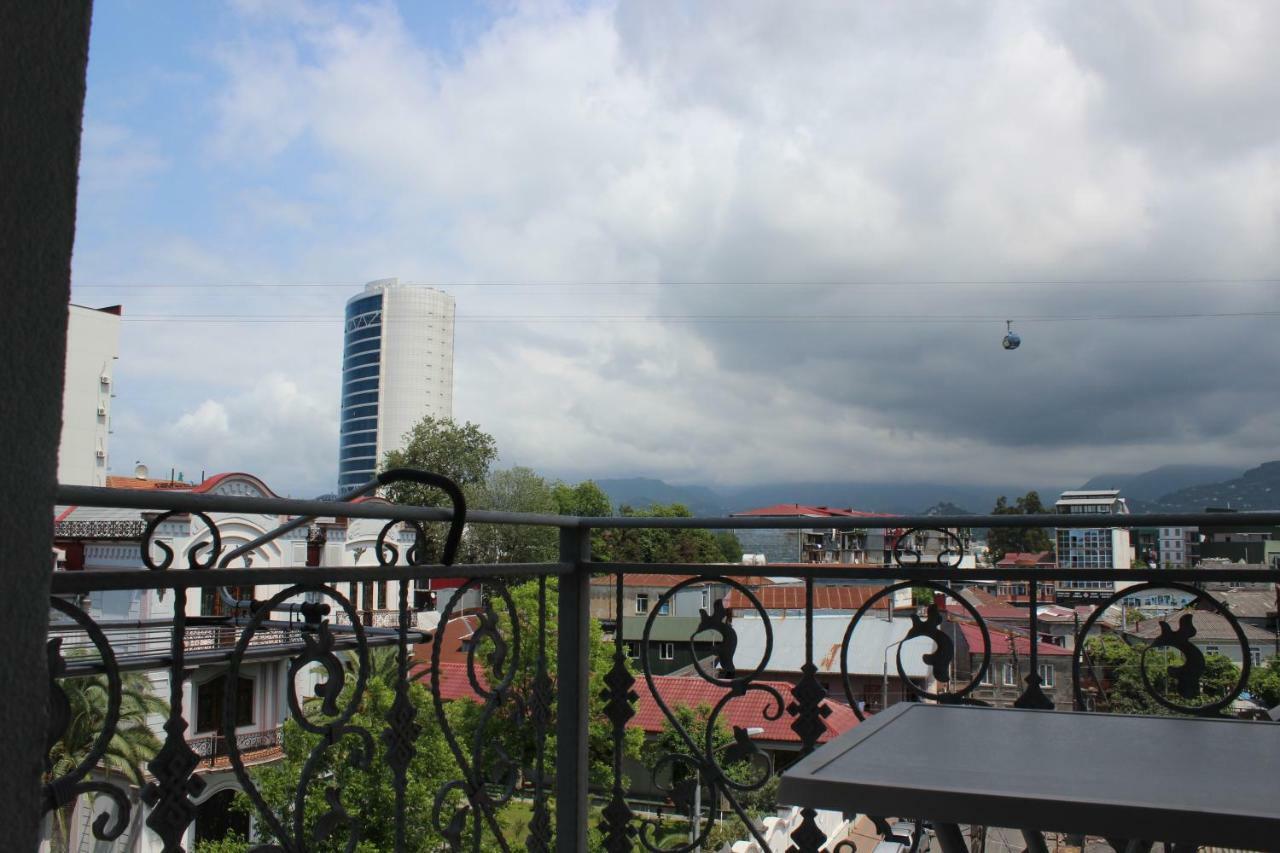Union Hotel Batumi Exterior foto
