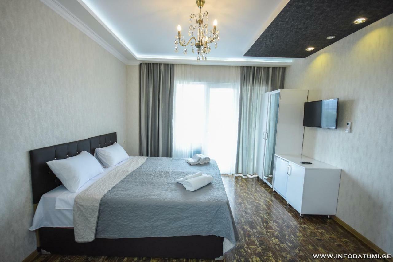 Union Hotel Batumi Exterior foto