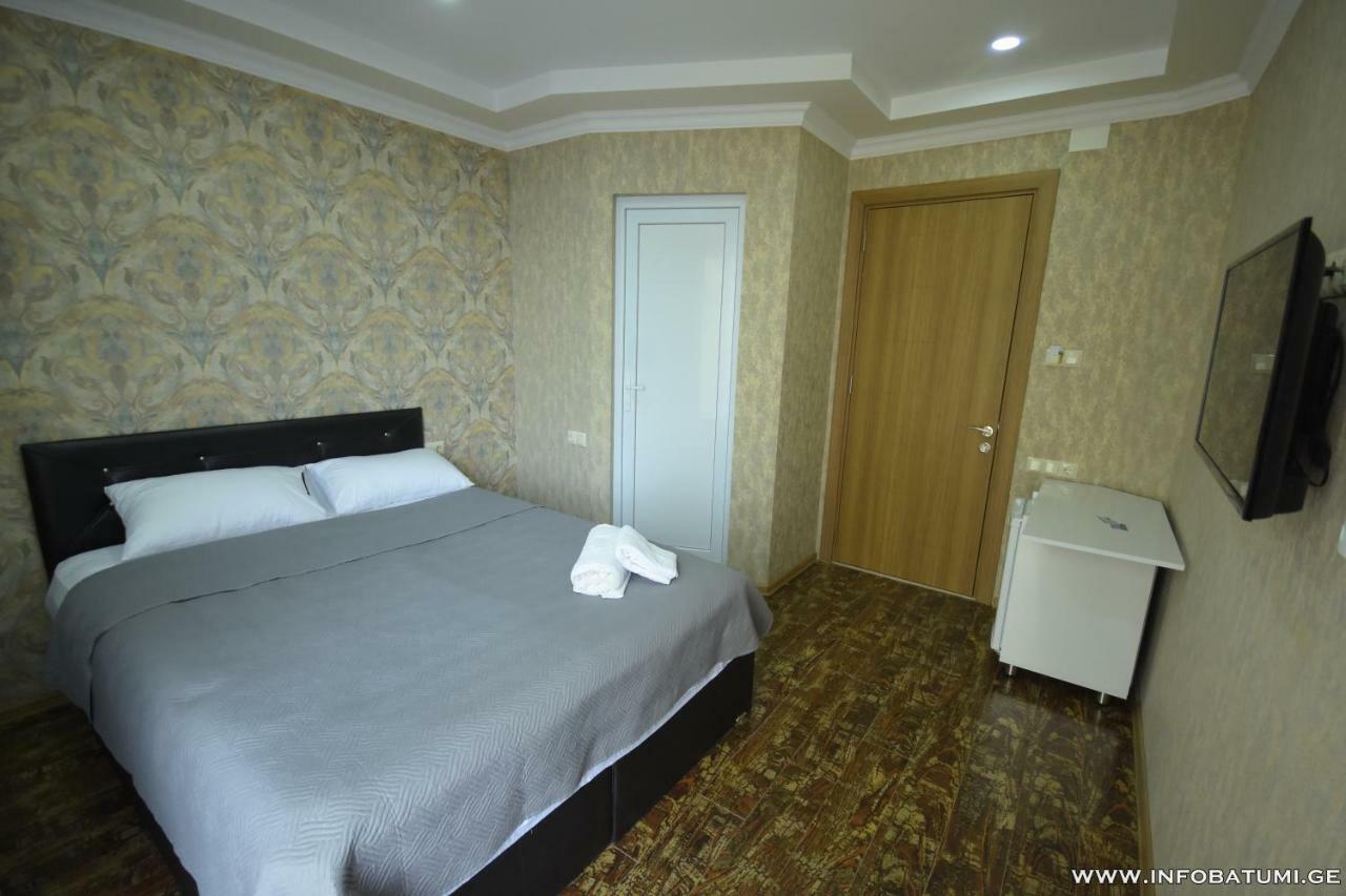 Union Hotel Batumi Exterior foto